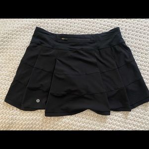 Selling size 8 black Lululemon skirt. Selling bc wrong size for me.